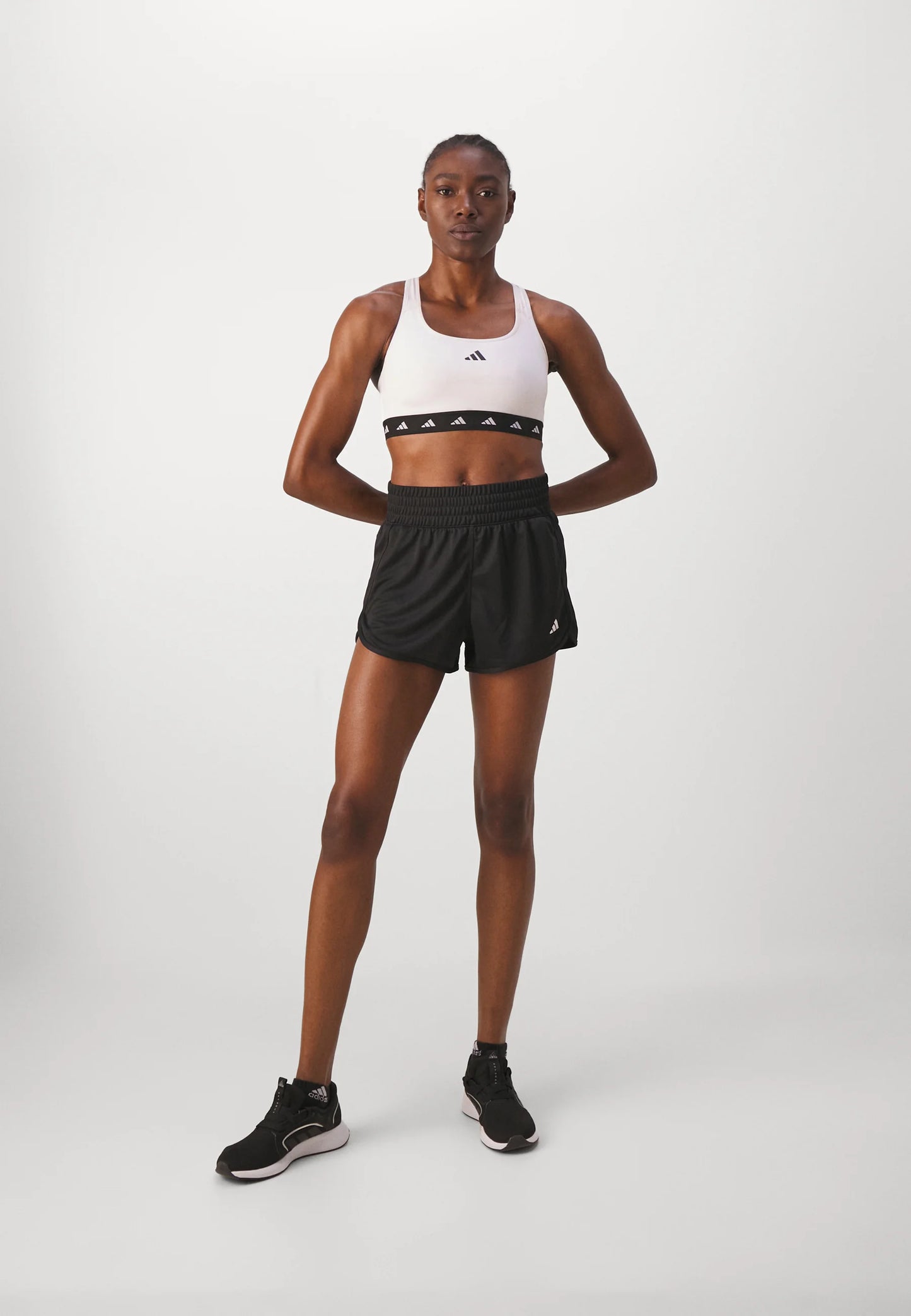 adidas Performance PACER ESSENTIALS KNIT HIGH RISE női sport rövidnadrág fekete