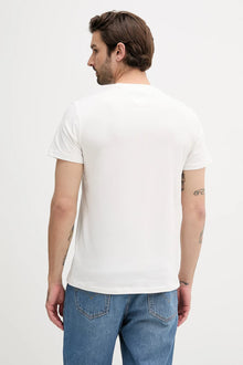 Tommy Jeans logós fehér férfi póló rózsaszín mintával