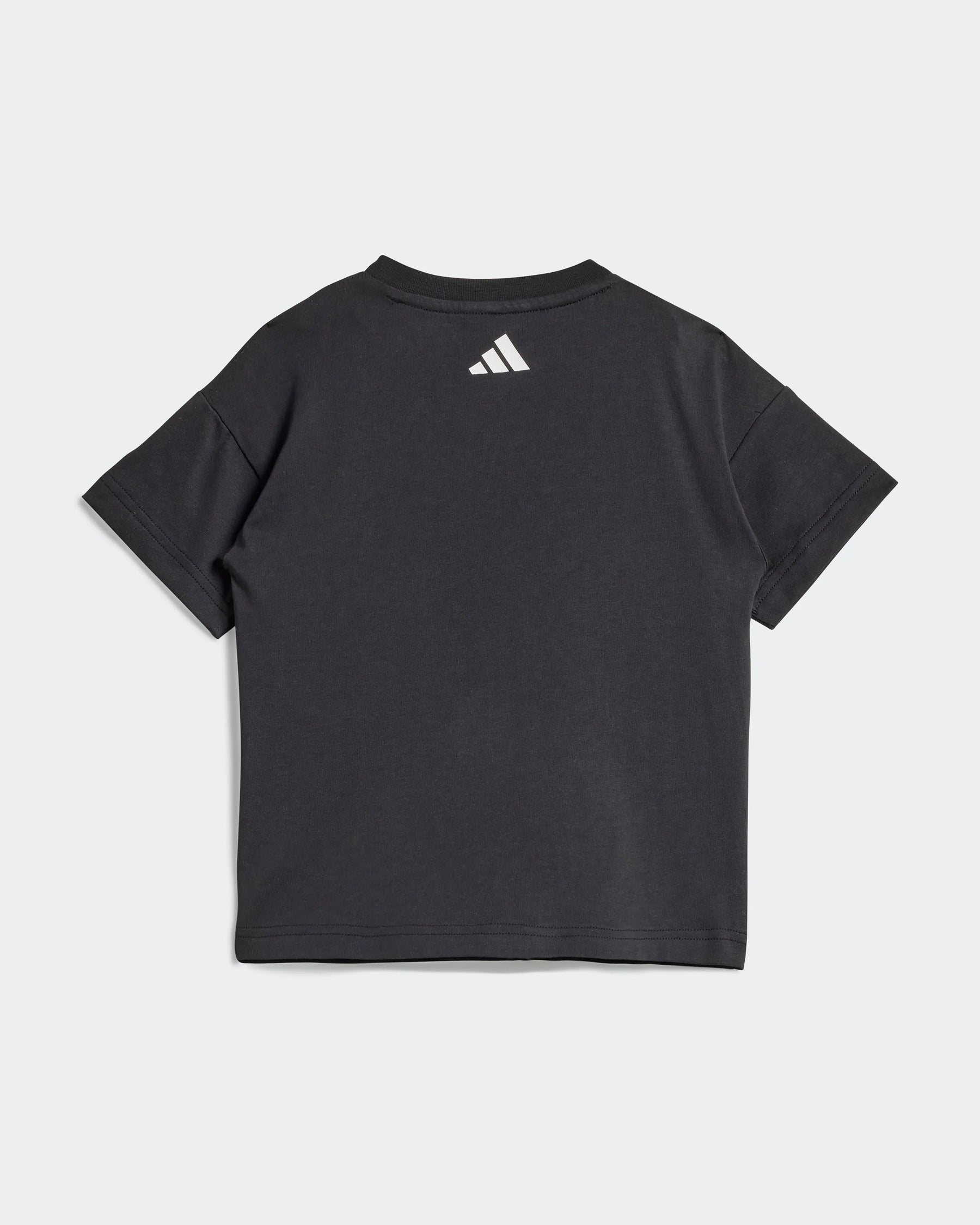 Adidas rövid ujjú szabadidőnadrág fekete szett
