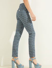 Guess női sok mintás skinny farmer nadrág – logómintás kék jeans
