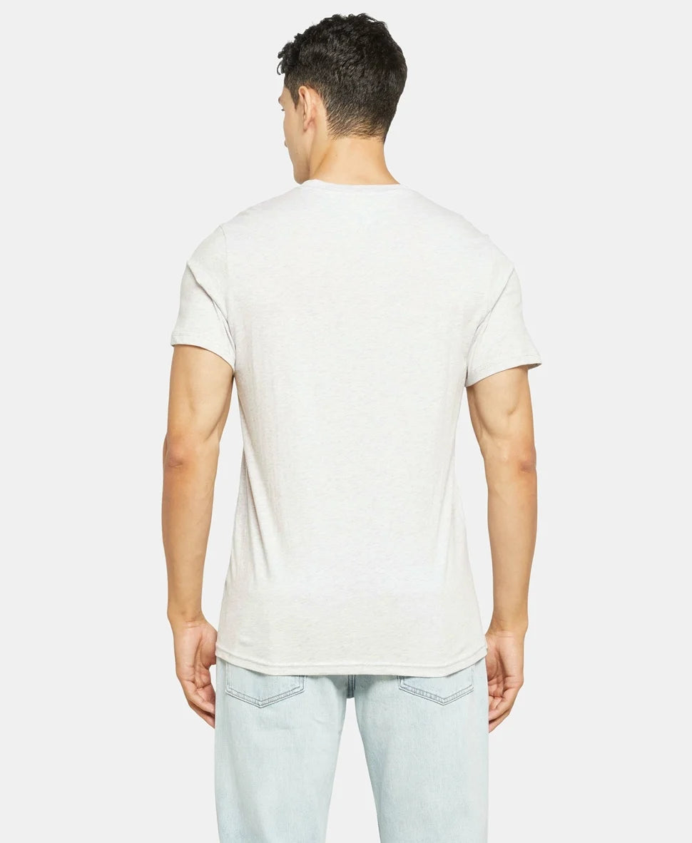 Tommy Jeans regular fit férfi póló ezüstszürke színben