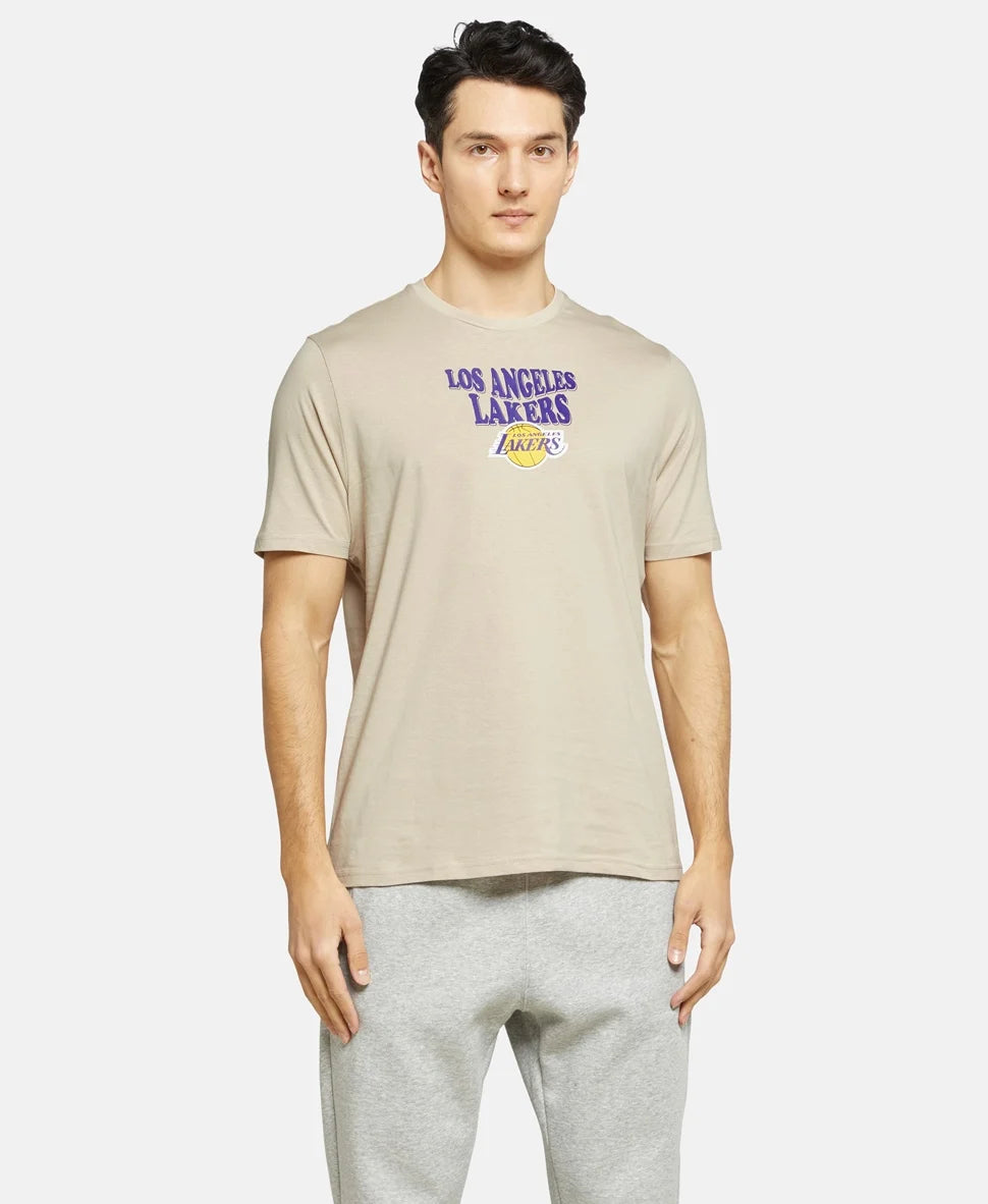 New Era Los Angeles Lakers  férfi póló közepes logóval