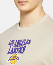 New Era Los Angeles Lakers  férfi póló közepes logóval